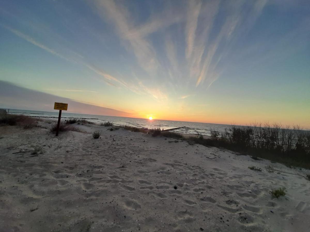 Sunset Apartment Dziwnow Bagian luar foto